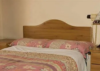 Guest house Redclyffe Guesthouse Cork